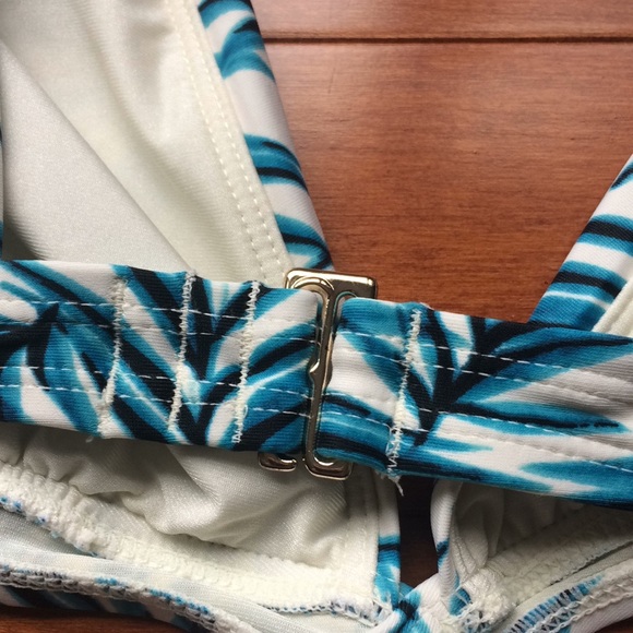 Shade & Shore bathing suit - Picture 5 of 8